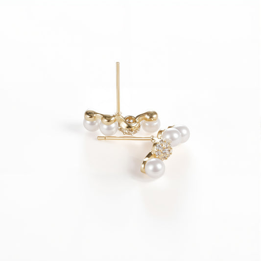 Designer smile pearl earrings