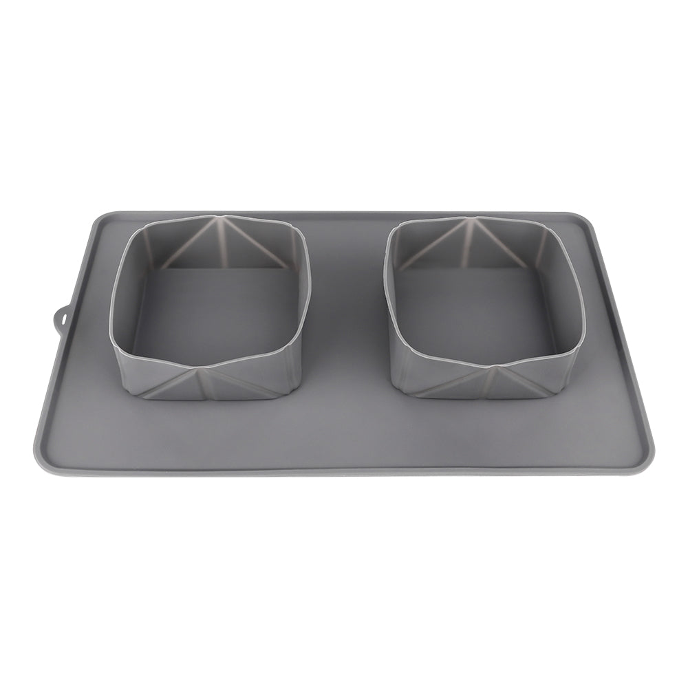 Folding pet feeding travel silicone mat