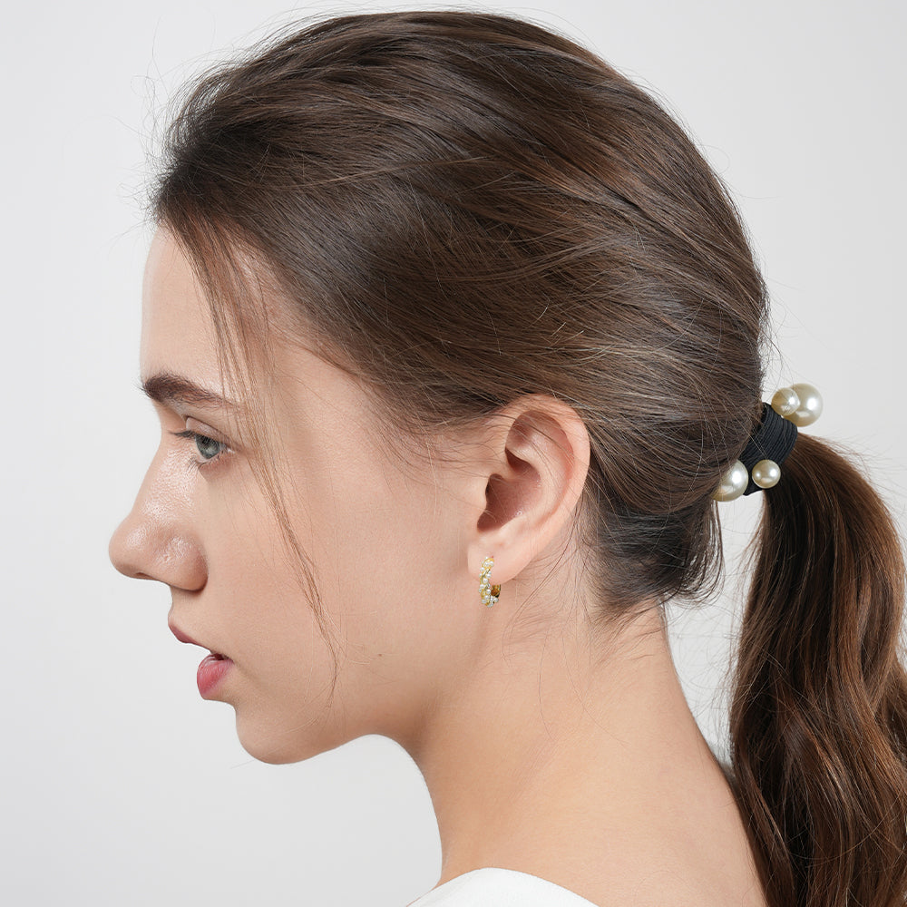 Gentle Temperament Twisted Pearl Round Earrings