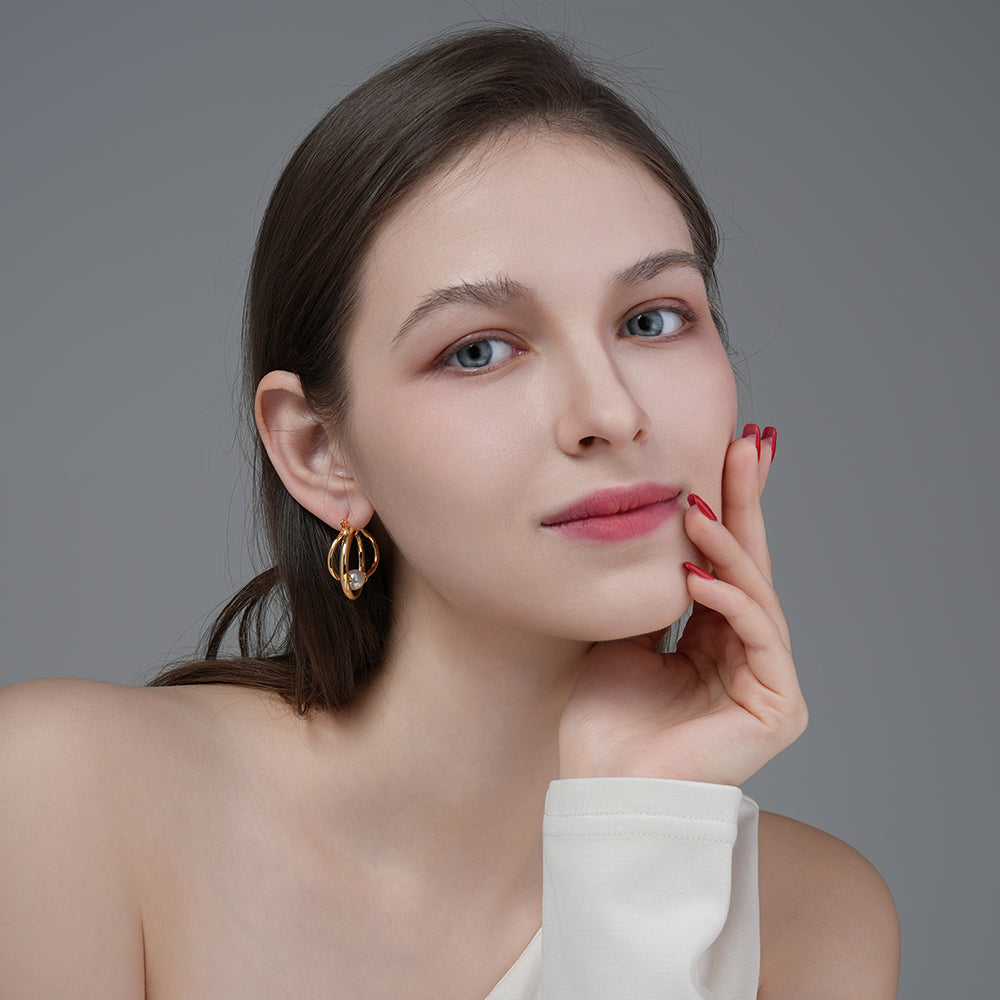 Vintage Style Simple and Elegant Crossed Pearl Hoop Earrings