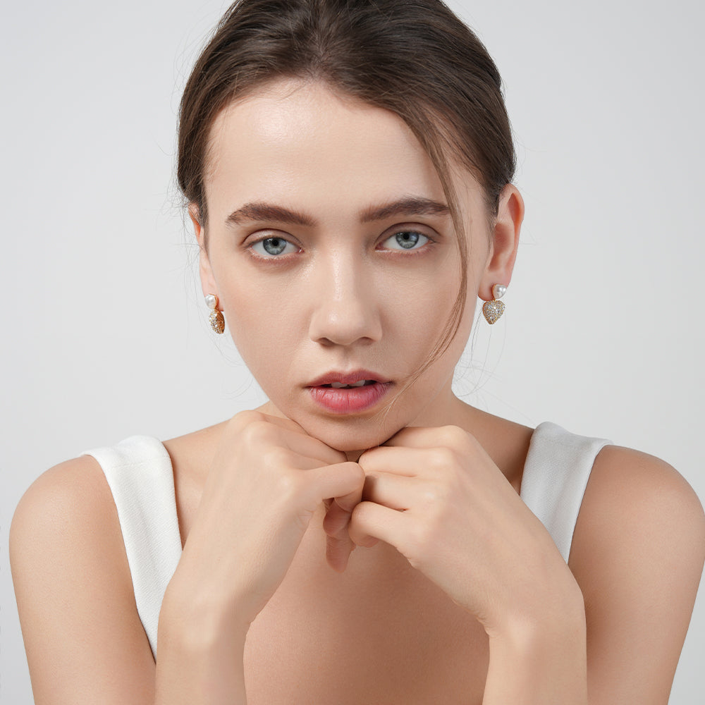 925 Silver Needle Light Luxury Micro-Paved Sparkling Diamond Pearl Heart Earrings