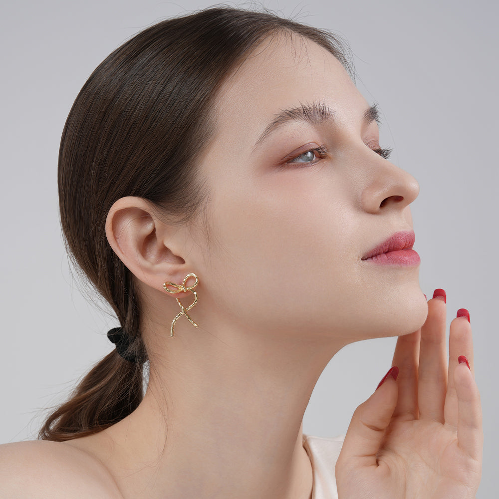 Irregular ribbon bow high-end earrings
