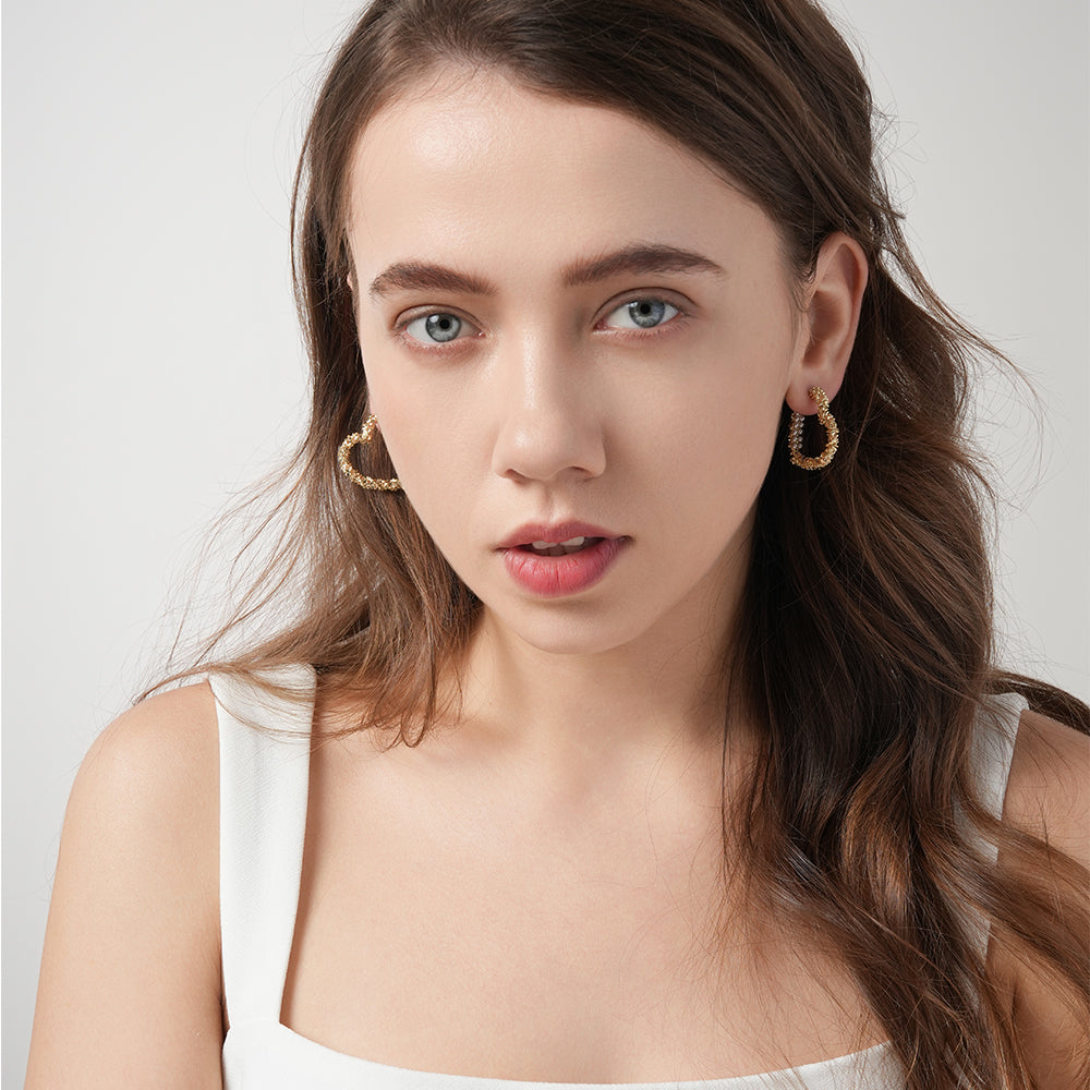 Exquisite geometric high-end heart pearl earrings