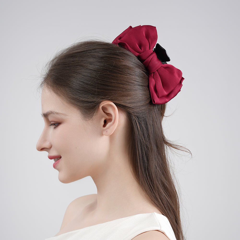 Extra-large bow, shark hairpin at the back of the head, princess head grip clip