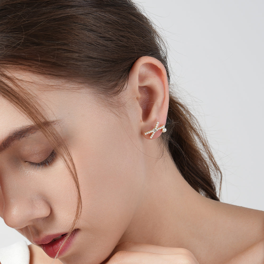 Fashionable 925 silver needle cross mini pearl butterfly earrings